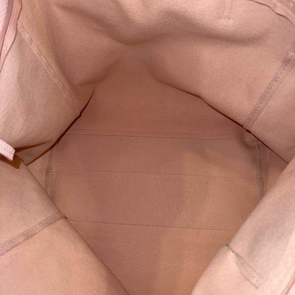 Bath-n-Body Works Pink & Gold Tote - Picture 3 of 5